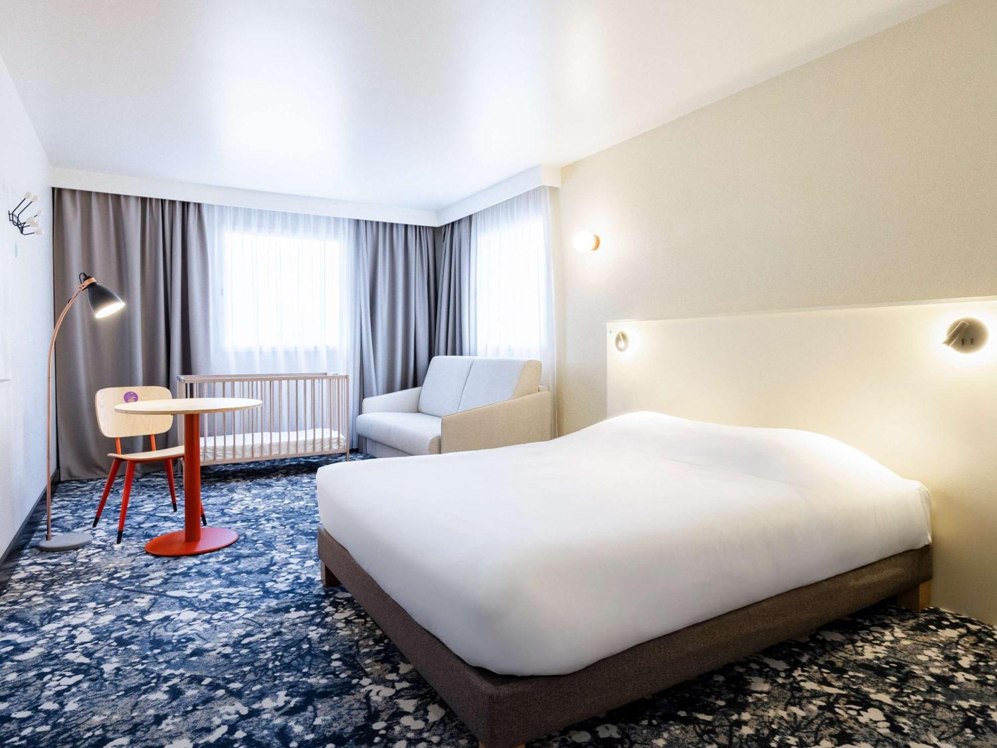Greet Hotel Paris 13 Porte D'Italie Le Kremlin-Bicêtre Extérieur photo